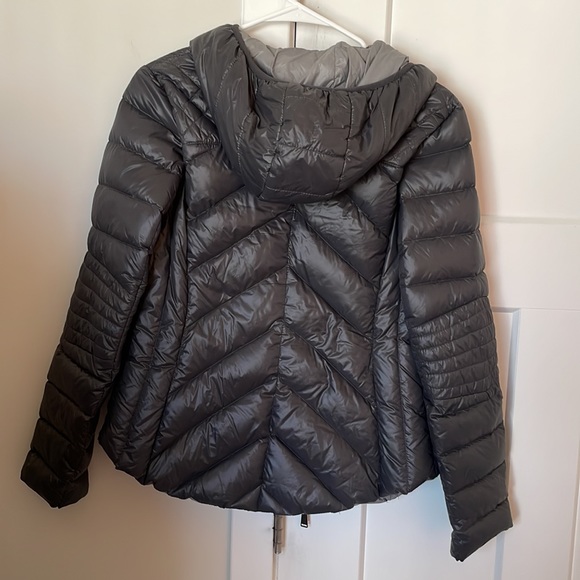 BCBG puffer jacket - Picture 4 of 5
